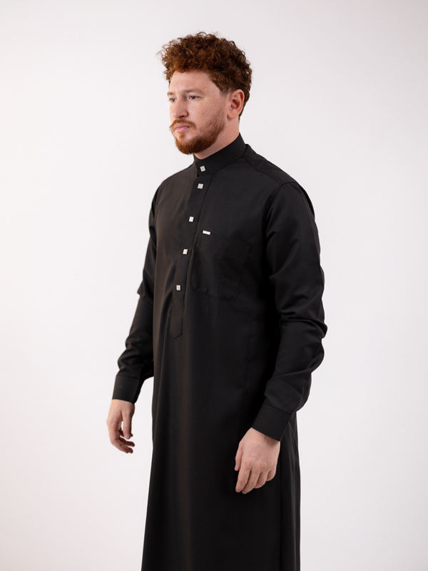 ثوب سعودي اسود - الصورة 2