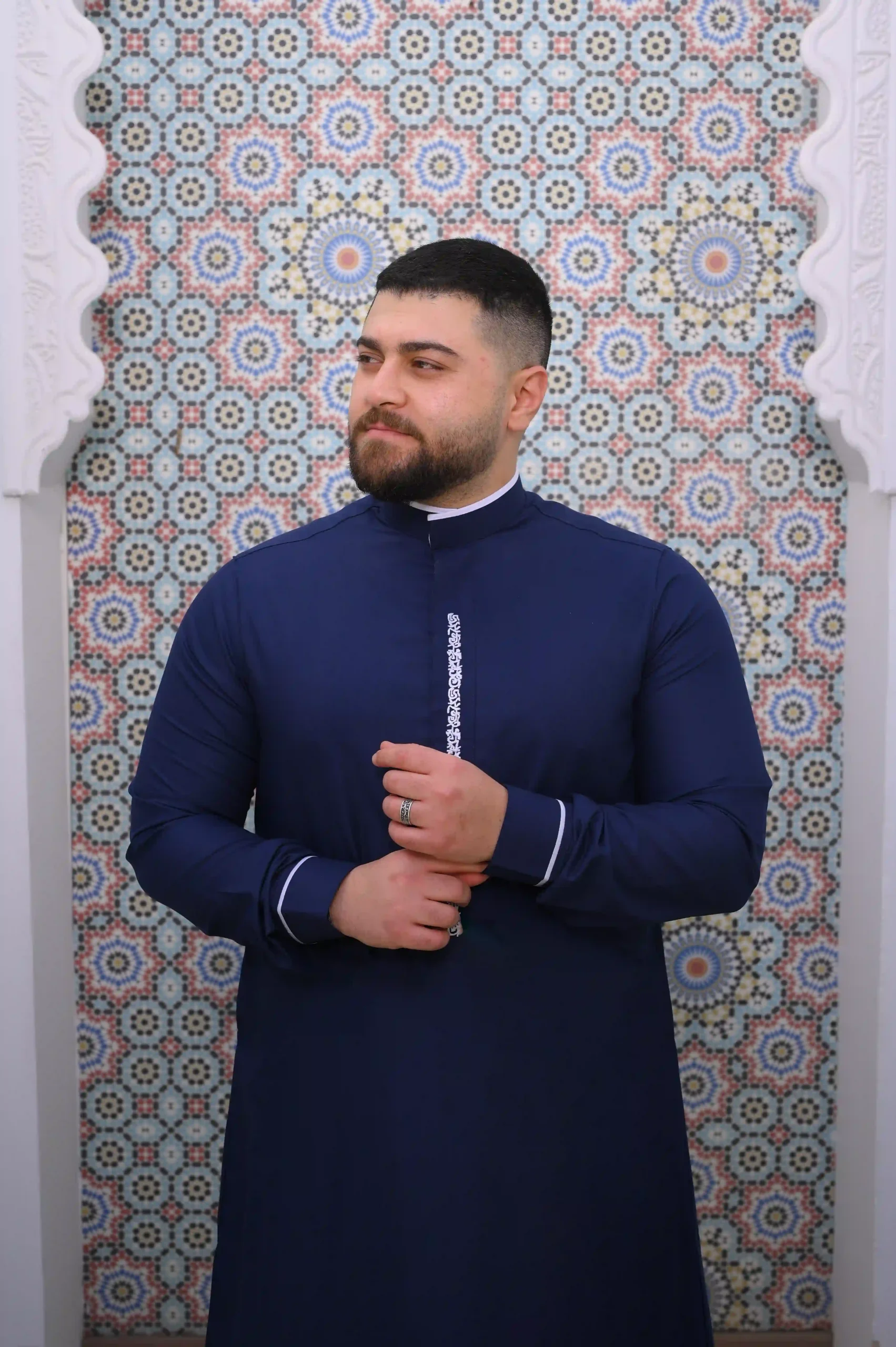 ثوب تراث كحلي - الصورة 2