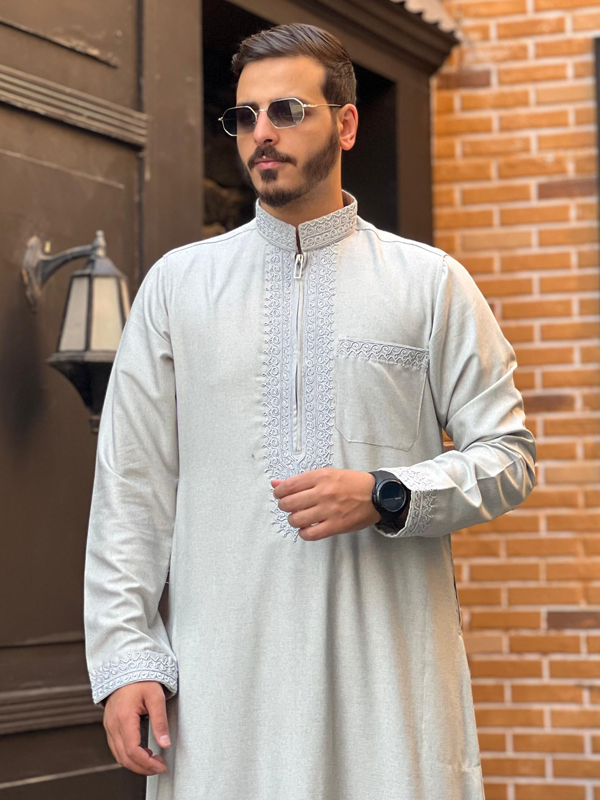 ثوب مغربي كتان فضي