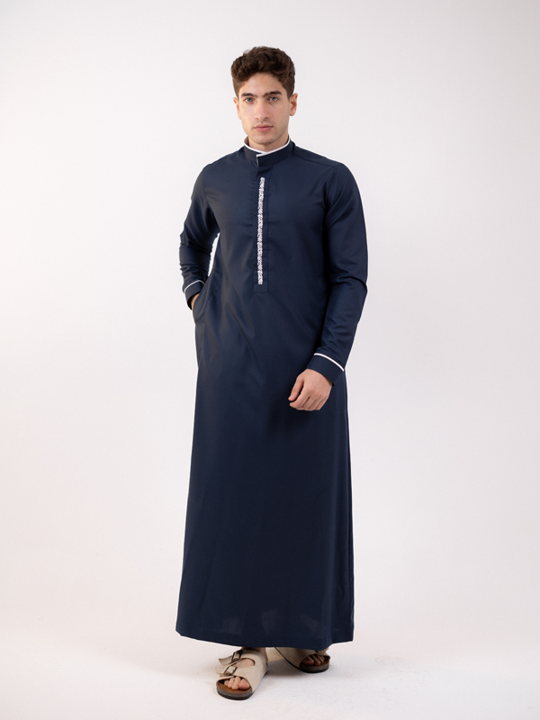 ثوب تراث كحلي