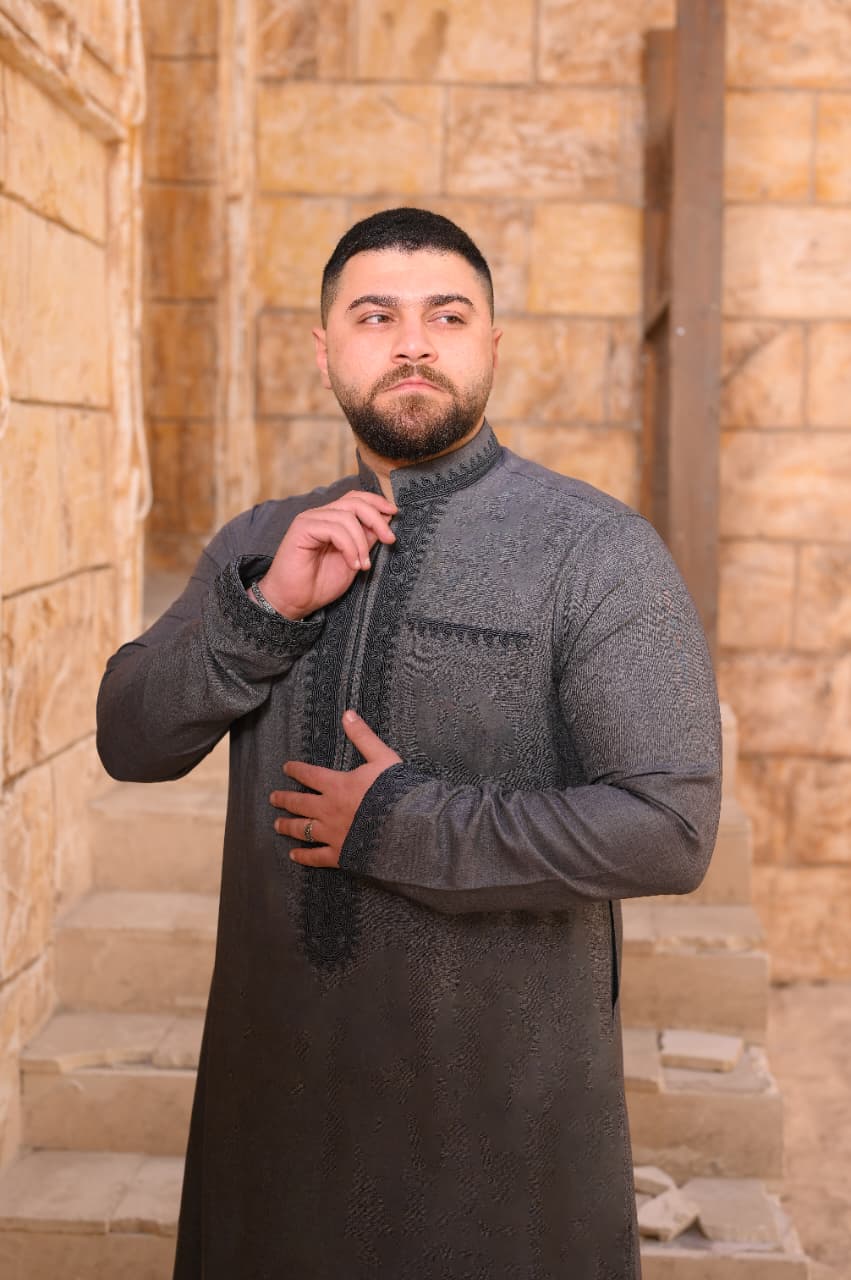 ثوب مغربي بــ ياقة رمادي - الصورة 2