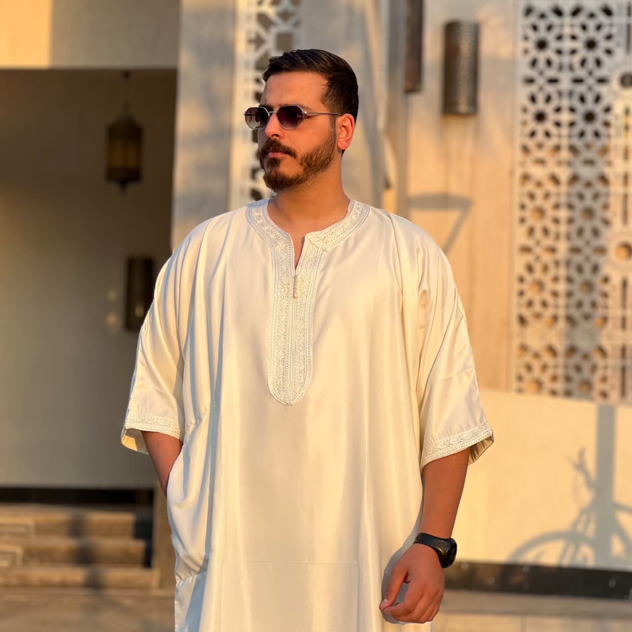 ثوب مغربي اصلي مستورد لون أبيض نصف كم - الصورة 3