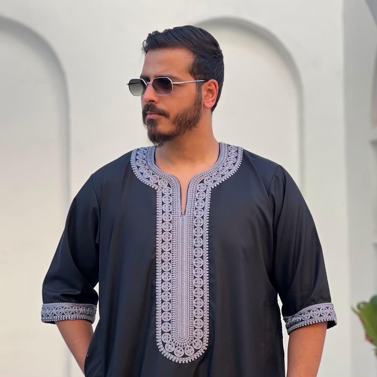 ثوب مغربي نصف كم صيفي ( أسود) - الصورة 3