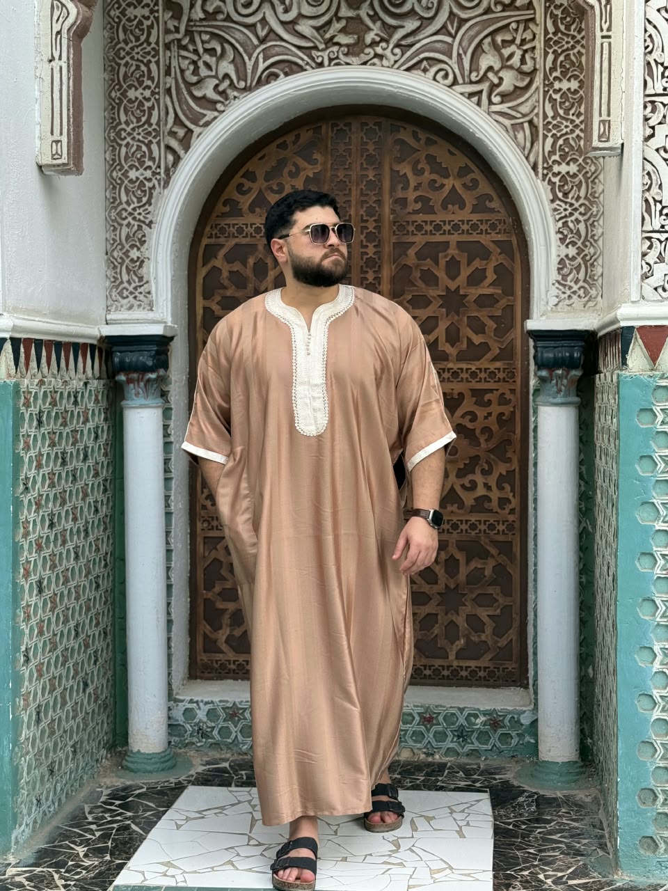 ثوب مغربي نص كم مستورد كافيه
